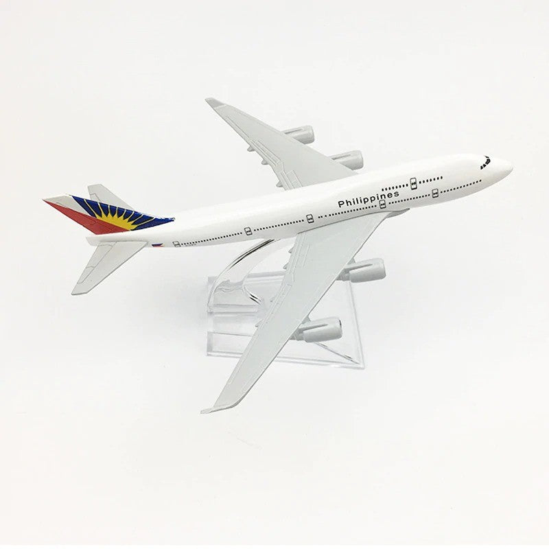Philippine Airlines Boeing 747