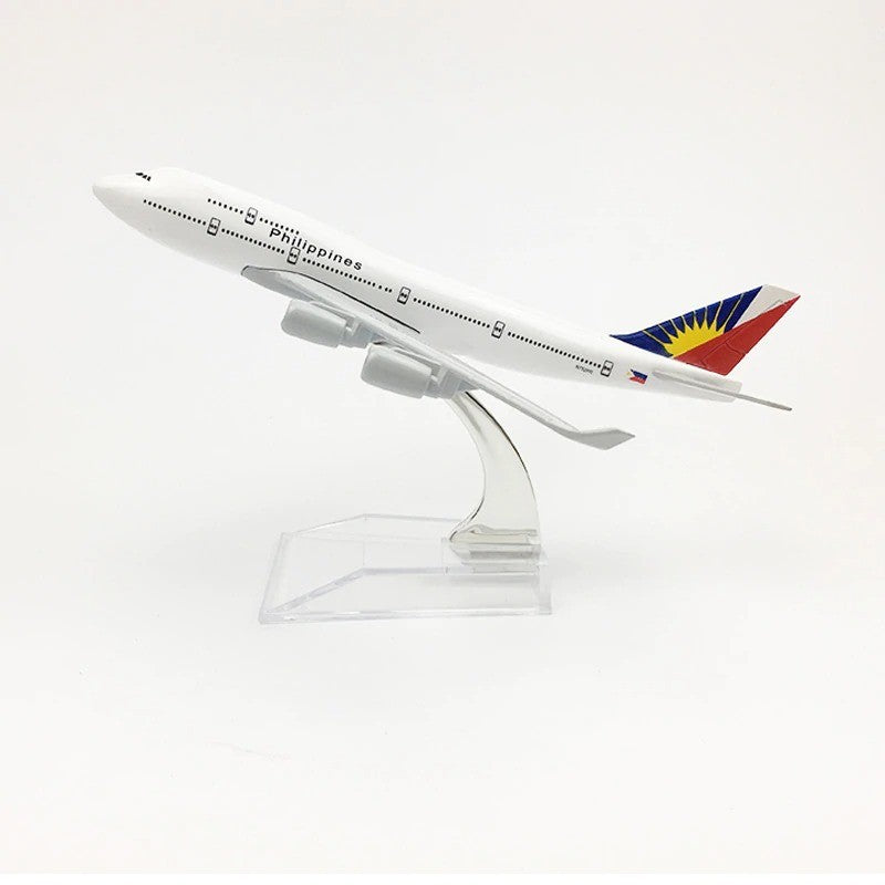 Philippine Airlines Boeing 747