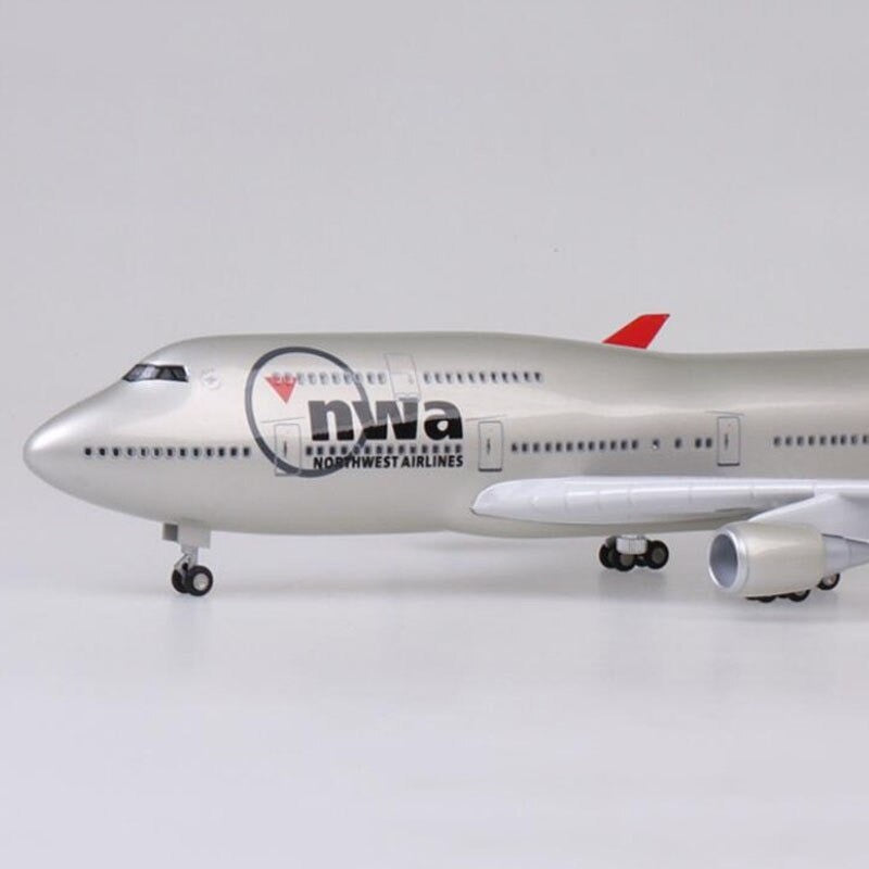 XL Northwest Airlines Boeing 747