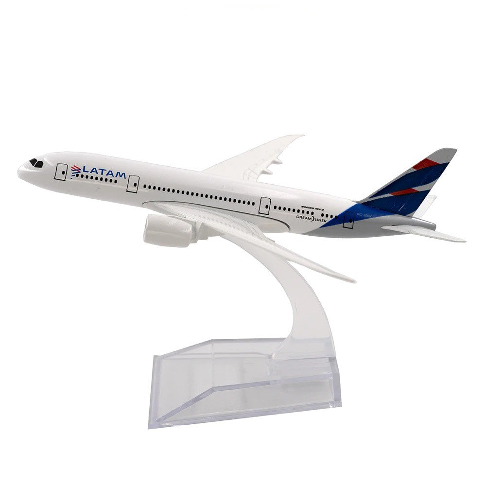 LATAM Boeing 787