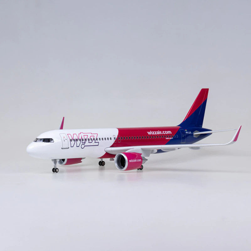 XL Wizz Air Airbus A320 NEO