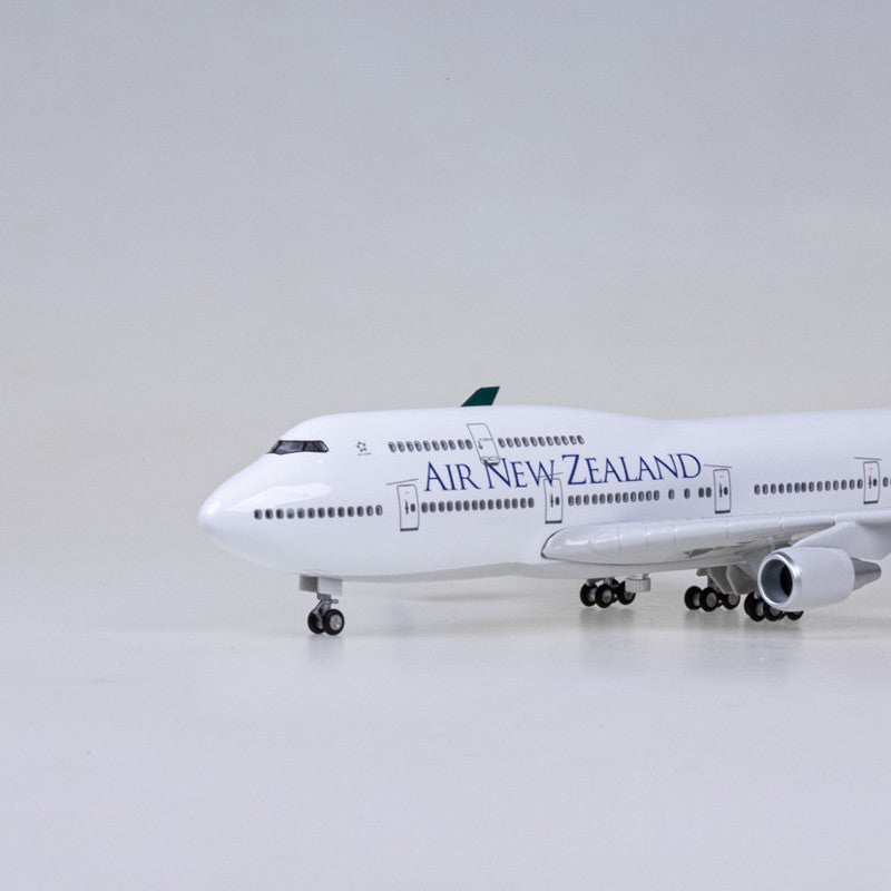 XL Air New Zealand Boeing 747