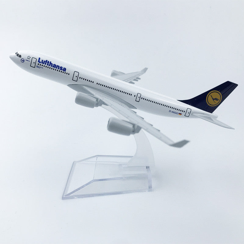 Lufthansa Airbus A340