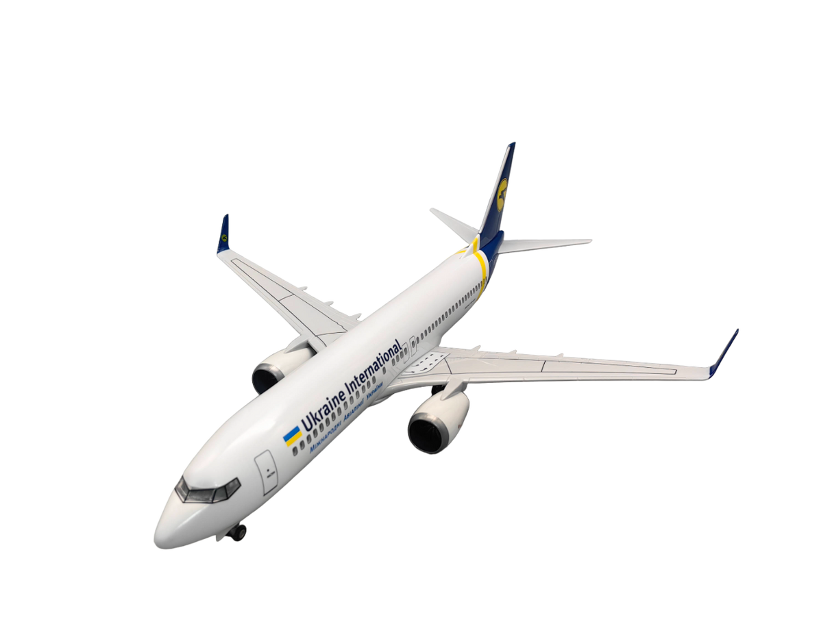 XL Ukraine International Boeing 737