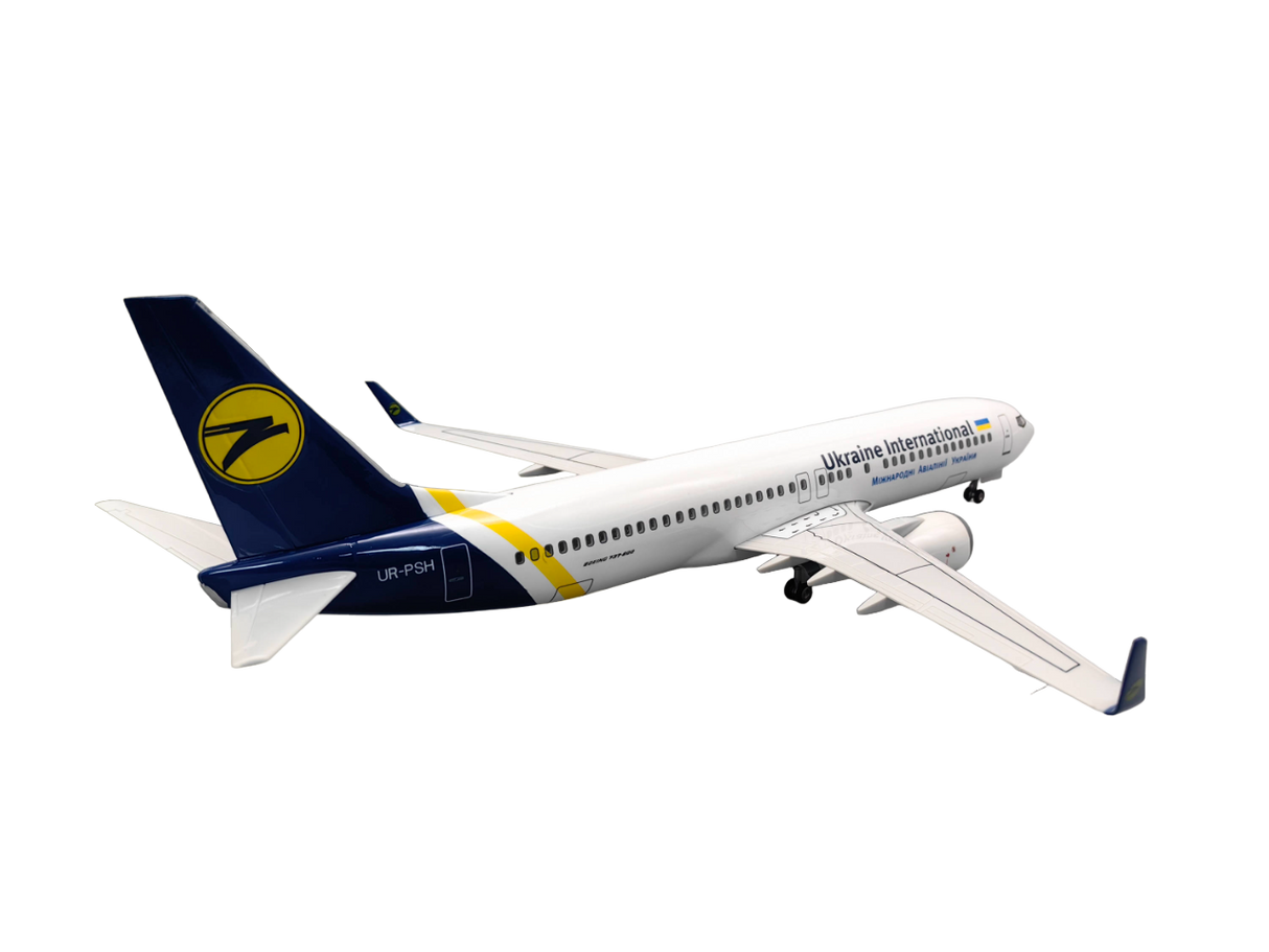 XL Ukraine International Boeing 737