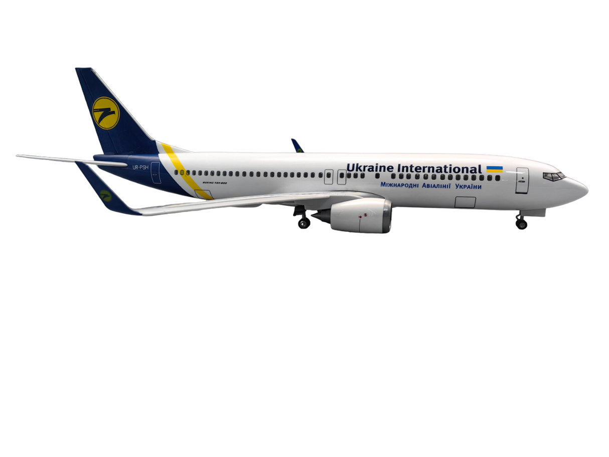 XL Ukraine International Boeing 737