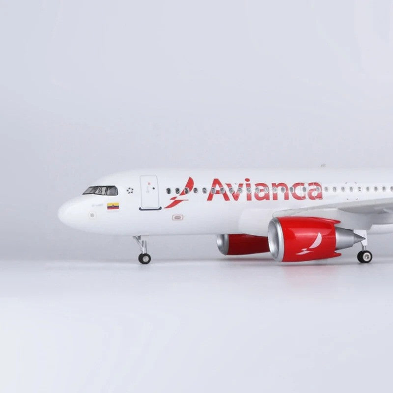 XL Avianca Airbus A320 NEO