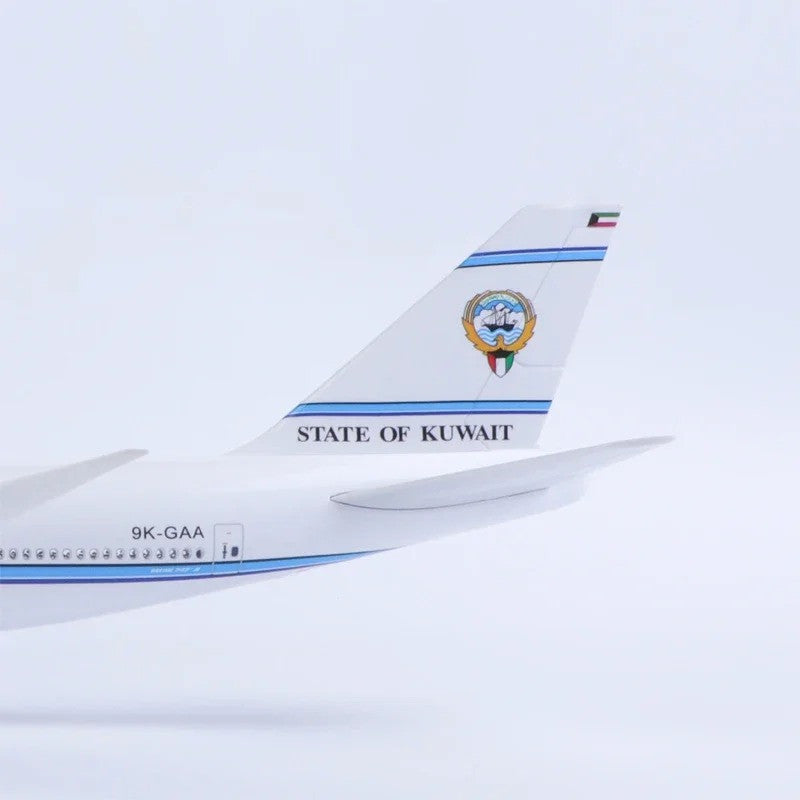 XL Kuwait Airways Boeing 747