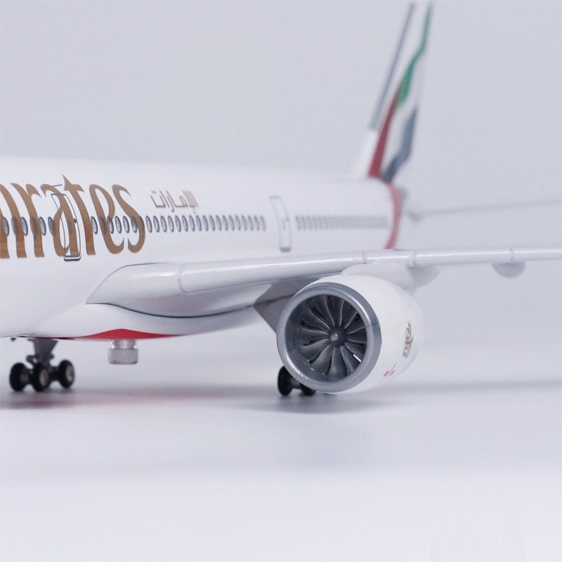 XL Emirates Airbus A350