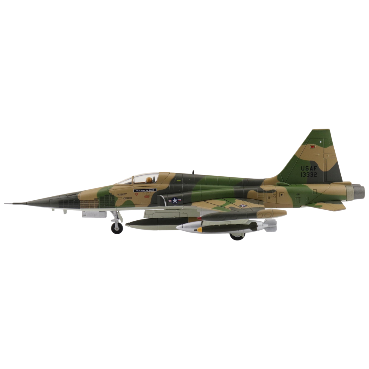 Northrop F-5C Skoshi Tiger - 64-13332 Model Aircraft - Photo 3