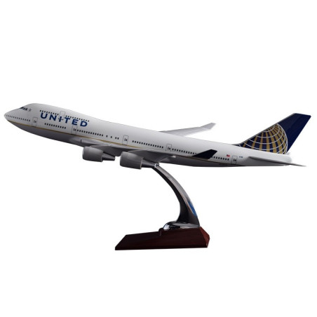 XL United Airlines Boeing 747