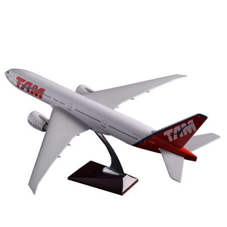 XL TAM Airlines Boeing 777