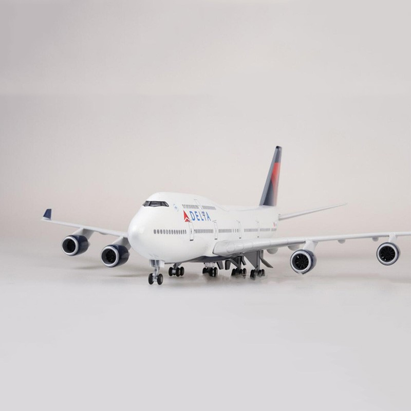 XL Delta Air Lines Boeing 747 Premium Resin Model Aircraft