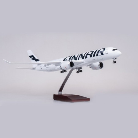 XL Finnair Airbus A350