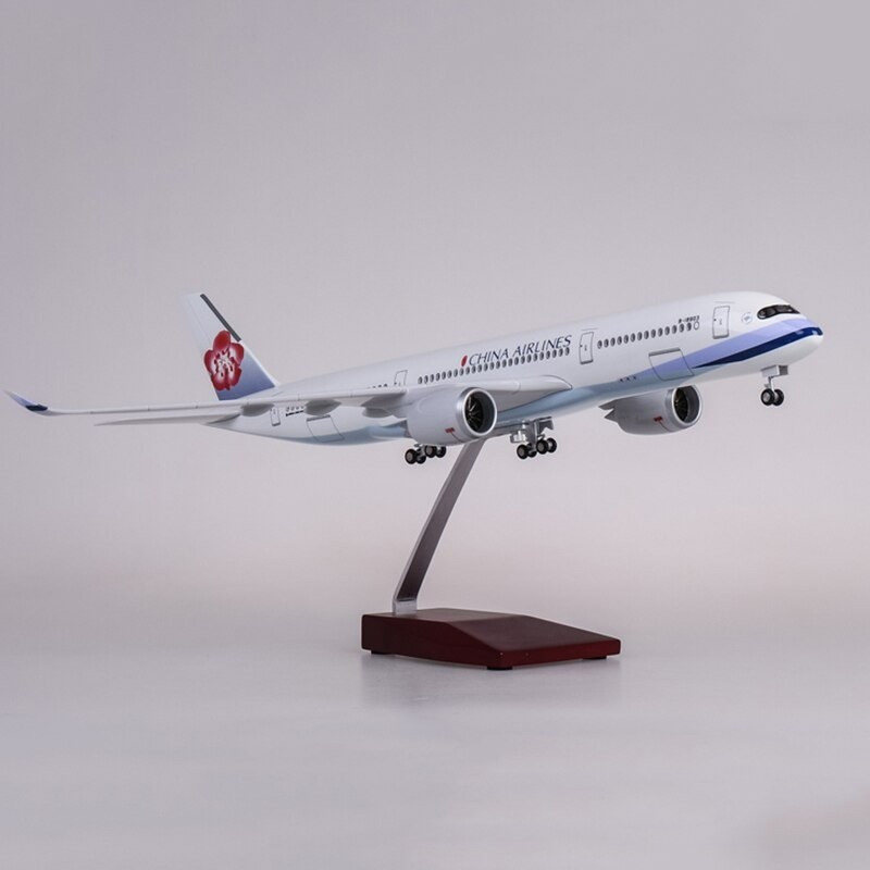 XL China Airlines Airbus A350