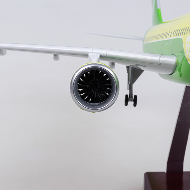 XL Siberia S7 Airlines Airbus A320 NEO Pemium Resin Model Aircraft