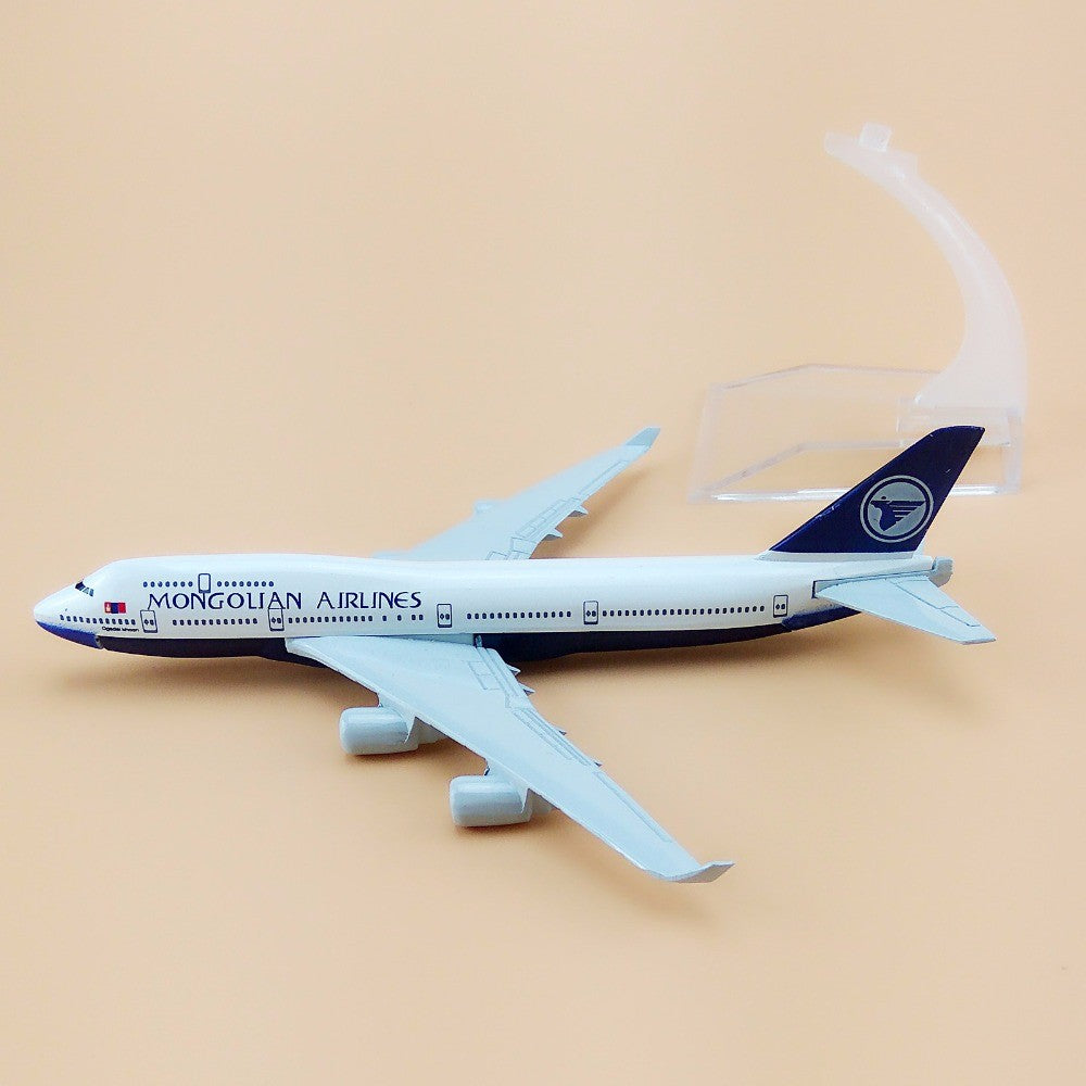 Mongolian Airlines Boeing 747