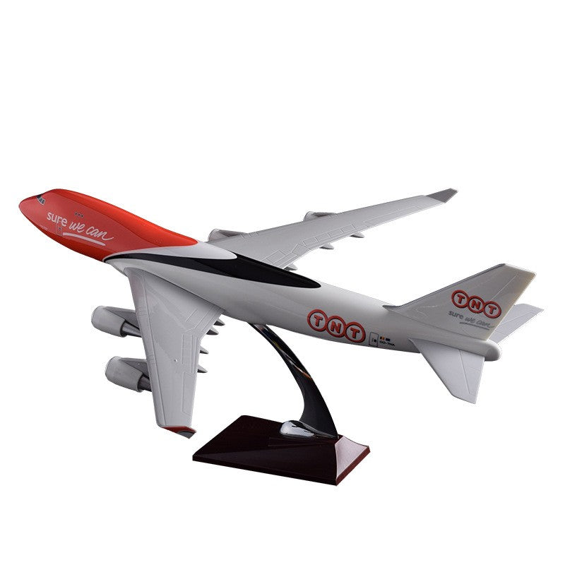 XL TNT Express Boeing 747