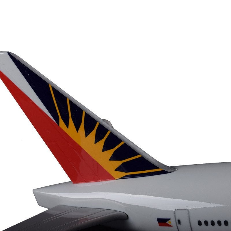 XL Philippine Airlines Boeing 777
