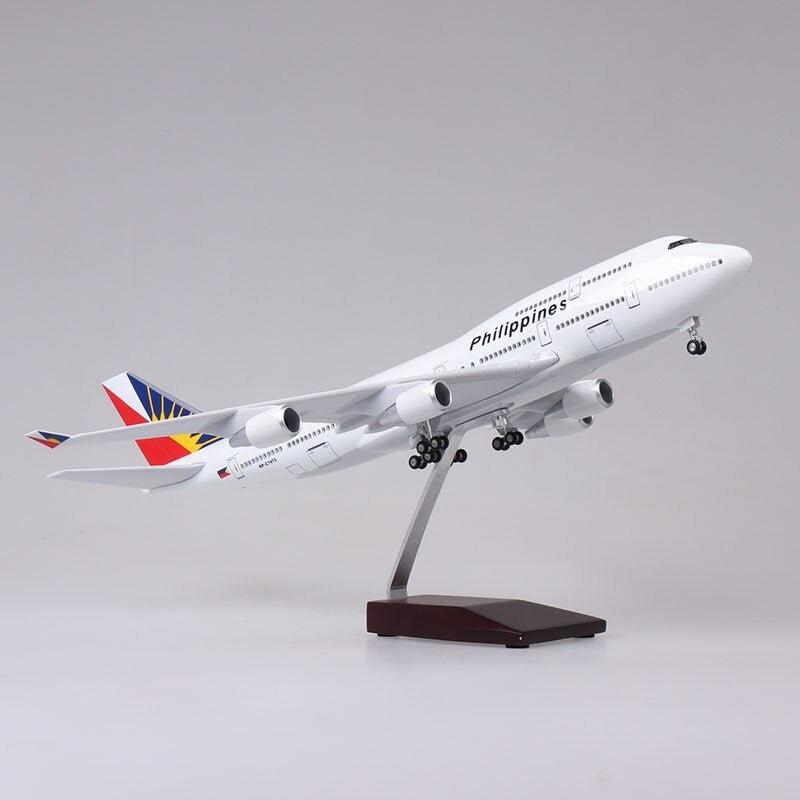 XL Philippine Airlines Boeing 747