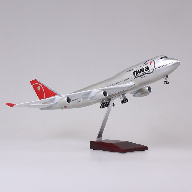 XL Northwest Airlines Boeing 747 Model Plane - 1/150 Scale Resin