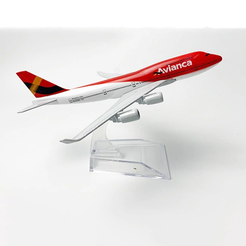 Avianca Boeing 747