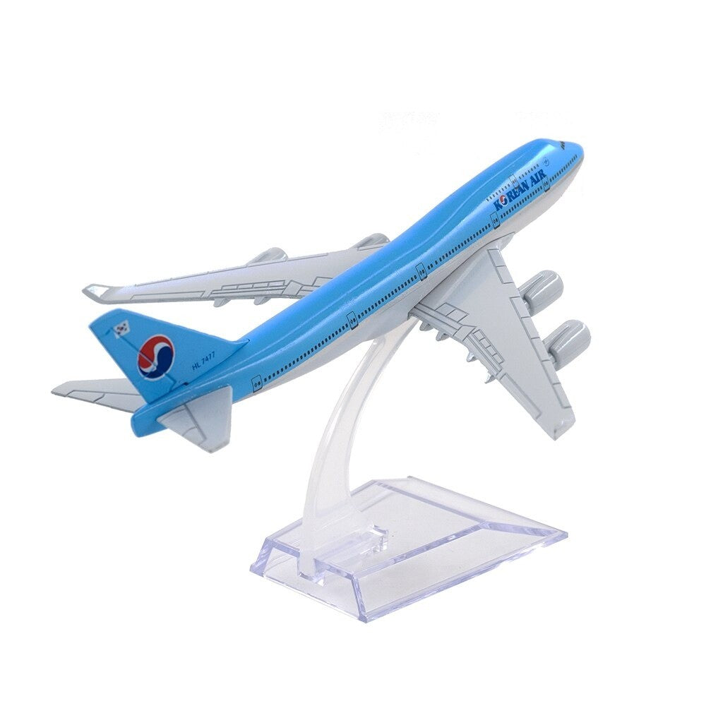 BYAMBD Maquettes d'avion Déco pour Air France Airlines Boeing 747 B747-400 Modèle d'avion AirFrance Airways Modèle d'avion Moulé sous Pression 16 cm BYAMBD Maquettes d'avion Déco pour Air France Airlines Boeing 747 B747-400 Modèle d'avion AirFrance Airways Modèle d'avion Moulé sous Pression 16 cm
