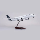 XL Lufthansa Airbus A350