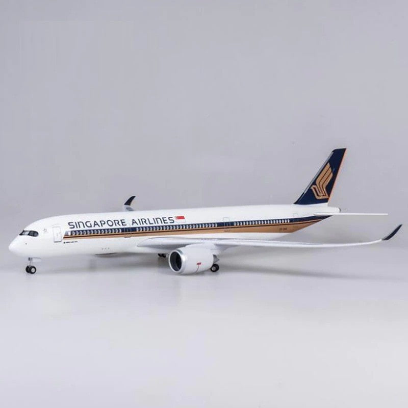 XL Singapore Airlines Airbus A350 Premium Resin Aircraft Model