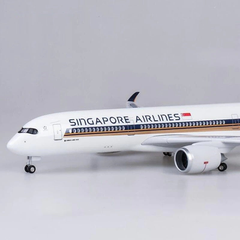 XL Singapore Airlines Airbus A350 Premium Resin Aircraft Model