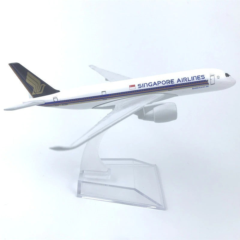 Singapore Airlines Airbus A350 Model Plane - 1/350 Scale Diecast