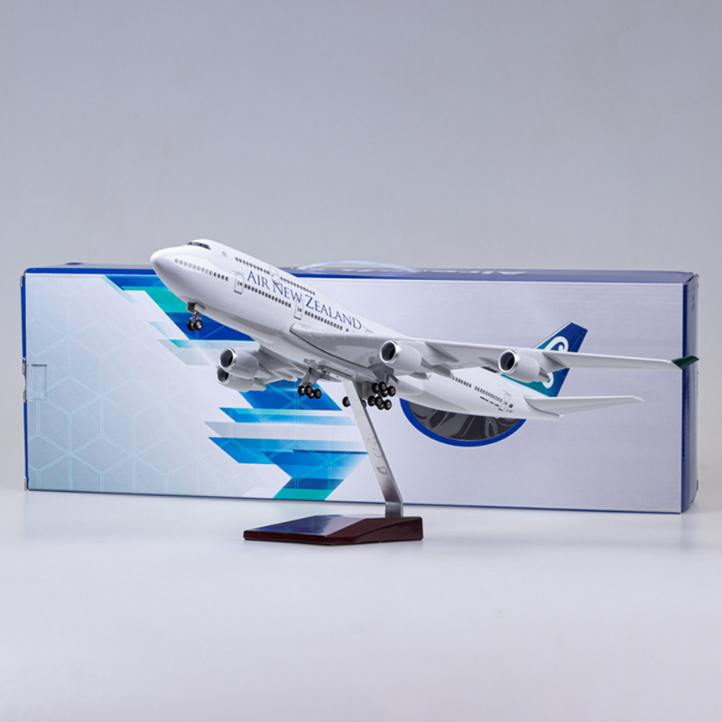 XL Air New Zealand Boeing 747