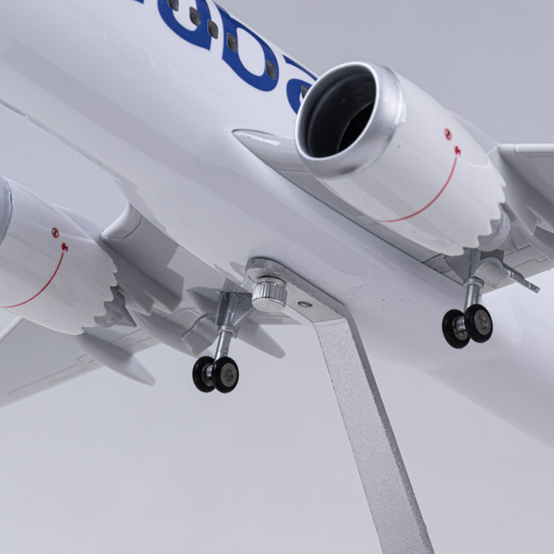 XL FlyDubai Boeing 737 MAX