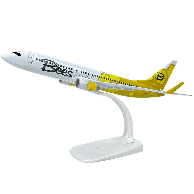 Bees Airline Boeing 737
