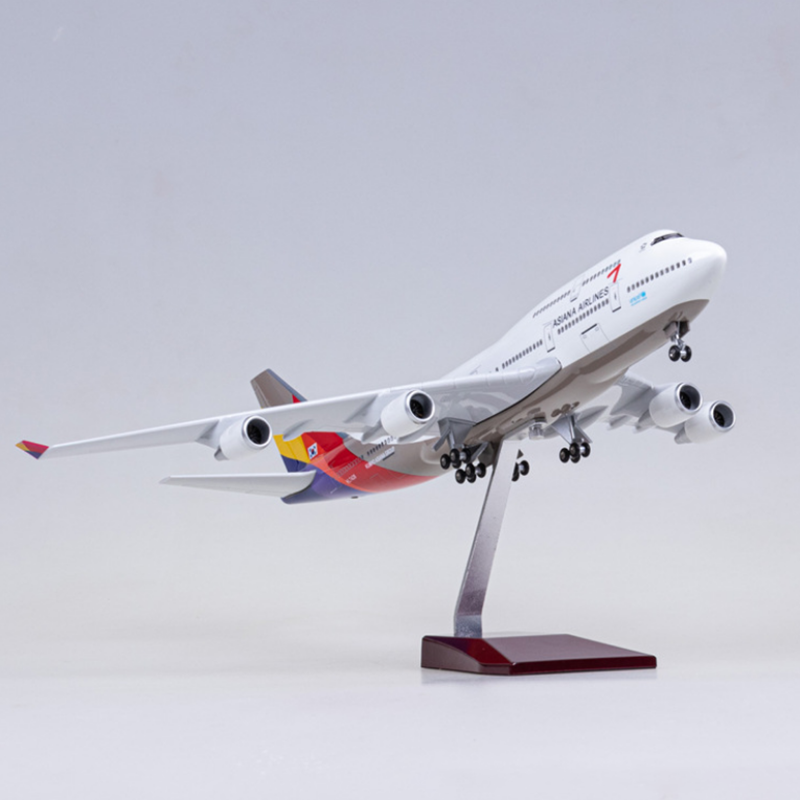 XL Asiana Airlines Boeing 747 Premium Resin Model Aircraft – AirModels