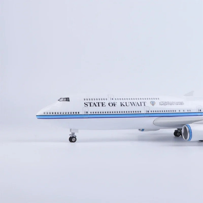 XL Kuwait Airways Boeing 747