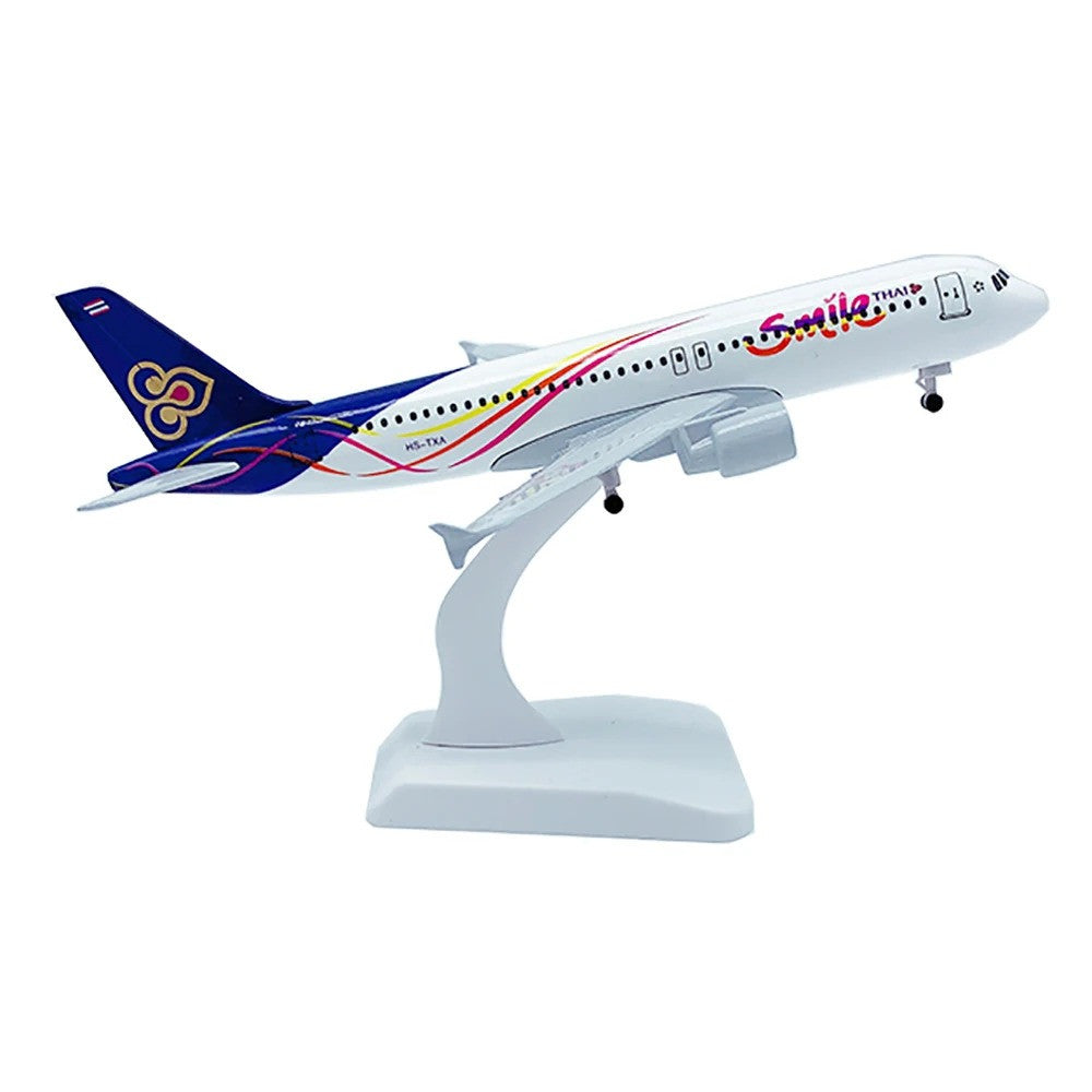 Thai Smile Airbus A320 Model Plane - 1/350 Scale Diecast Metal