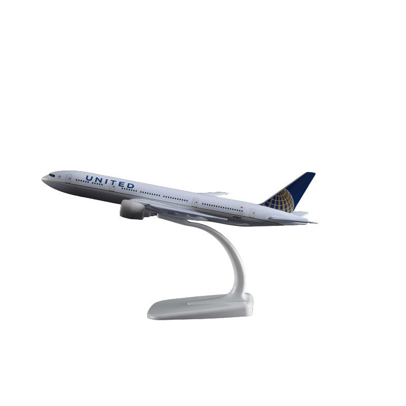 United Airlines Boeing 777