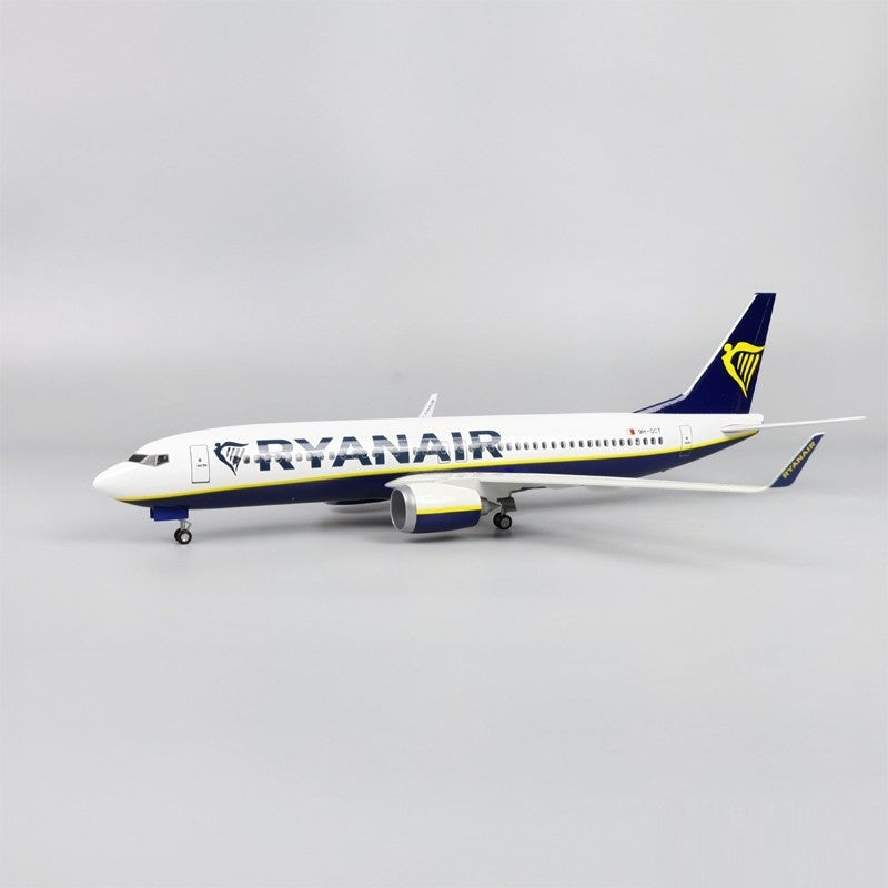 XL Ryanair Boeing 737 - Premium Resin Aircraft Model – AirModels