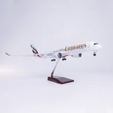 XL Emirates Airbus A350