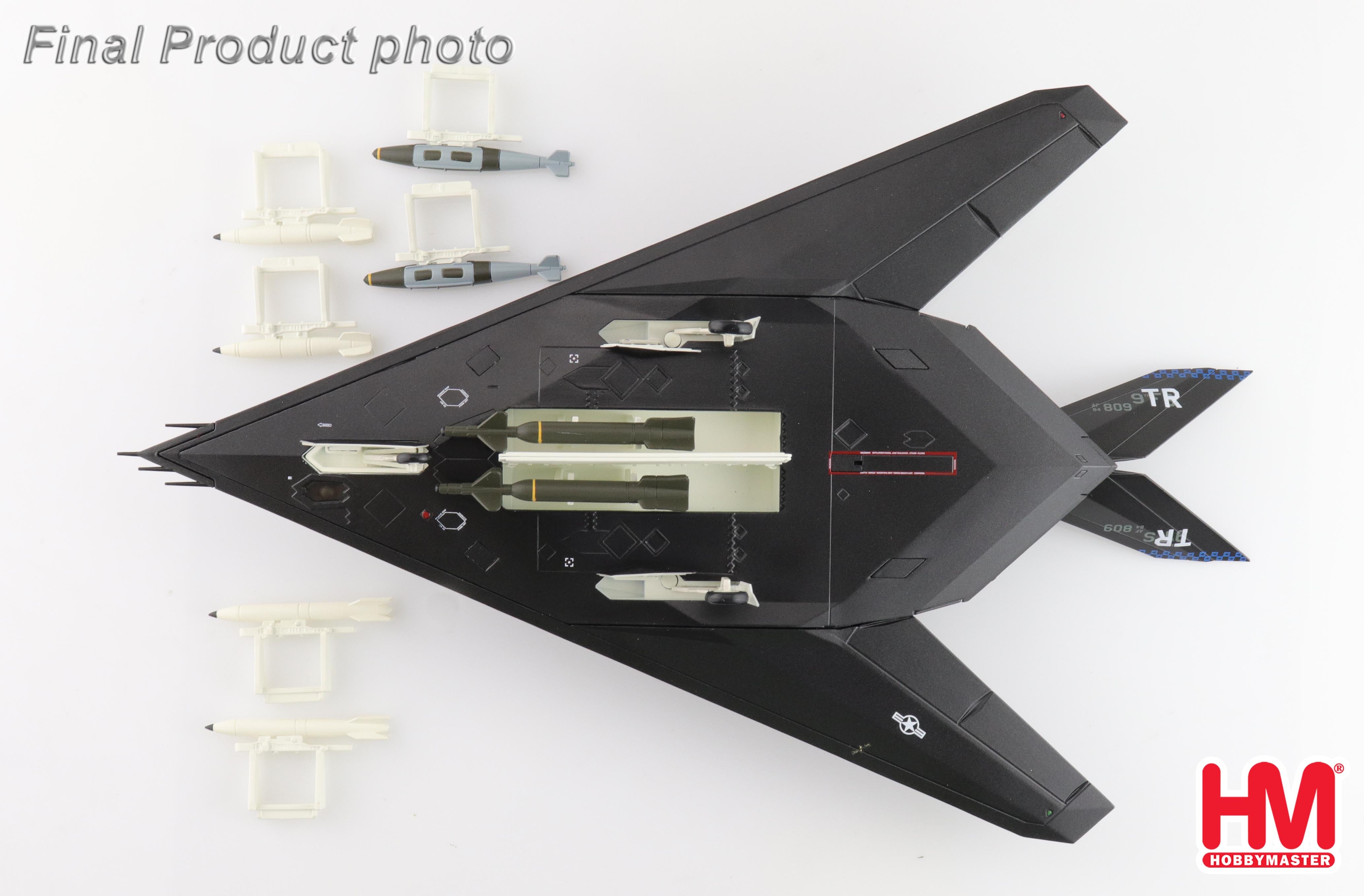 F117 Nighthawk Pilot フィギュア Amazon.com: NewRay Model Kit Lockheed F-117 Nighthawk fighter jet