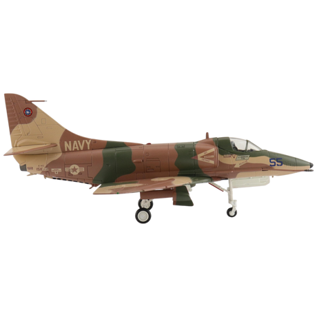 A-4E Skyhawk "Aggressor" Model Aircraft - Photo 5