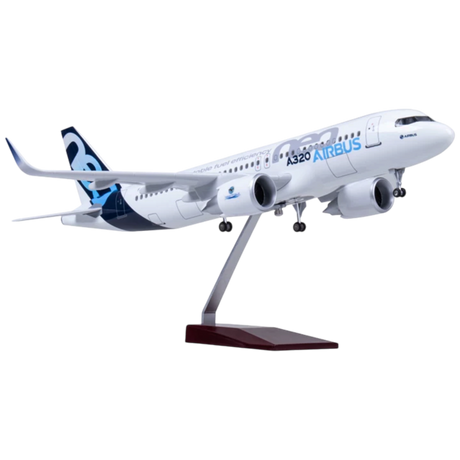 XL Prototype Airbus A320 NEO Model Aircraft - Photo 1