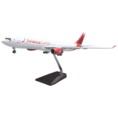 XL Avianca Cargo Airbus A330 Model Aircraft - Photo 4