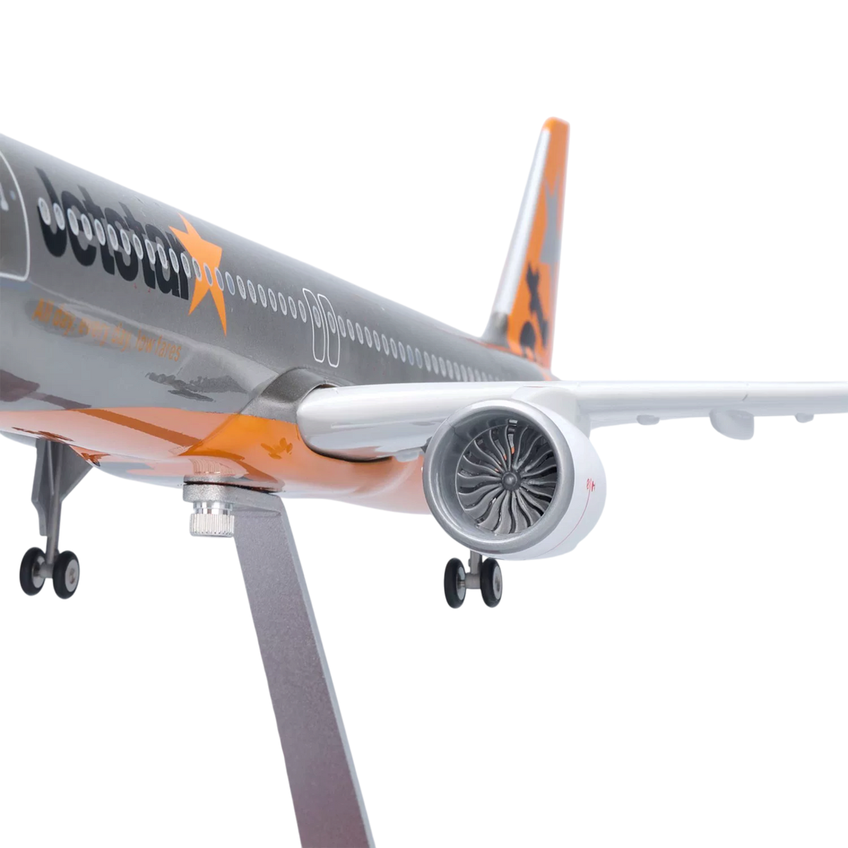 XL Jetstar Airbus A321 NEO Model Aircraft - Photo 4