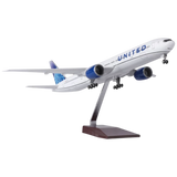 XL United Airlines Boeing 777 Model Aircraft - Photo 1