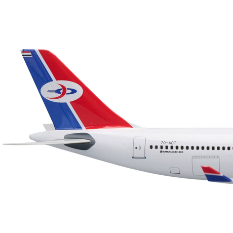 XL Yemenia Airbus A330 Model Aircraft - Photo 3