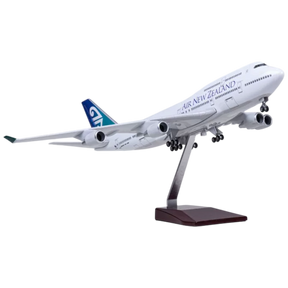 XL Air New Zealand Boeing 747 Model Aircraft - Photo 1