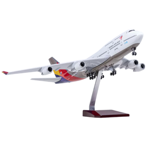 XL Asiana Airlines Boeing 747 Model Aircraft - Photo 1