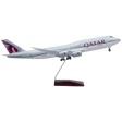 XL Qatar Airways Boeing 747 Model Aircraft - Photo 1
